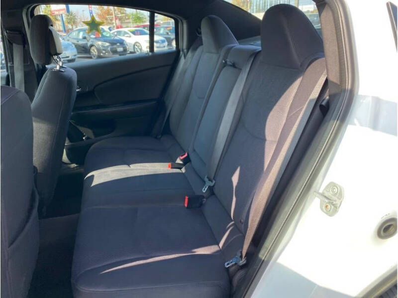 2012 Chrysler 200 LX
