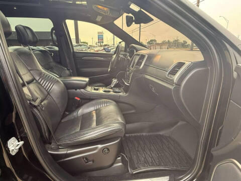 2017 Jeep Grand Cherokee SRT