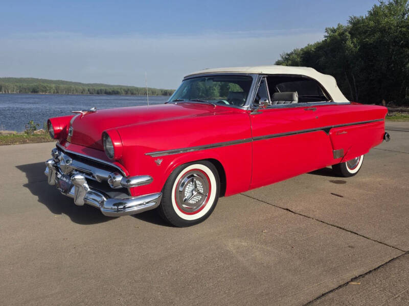 1954 Ford Crestline
