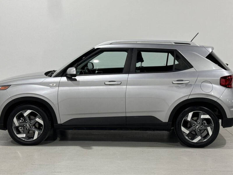 2023 Hyundai Venue SEL