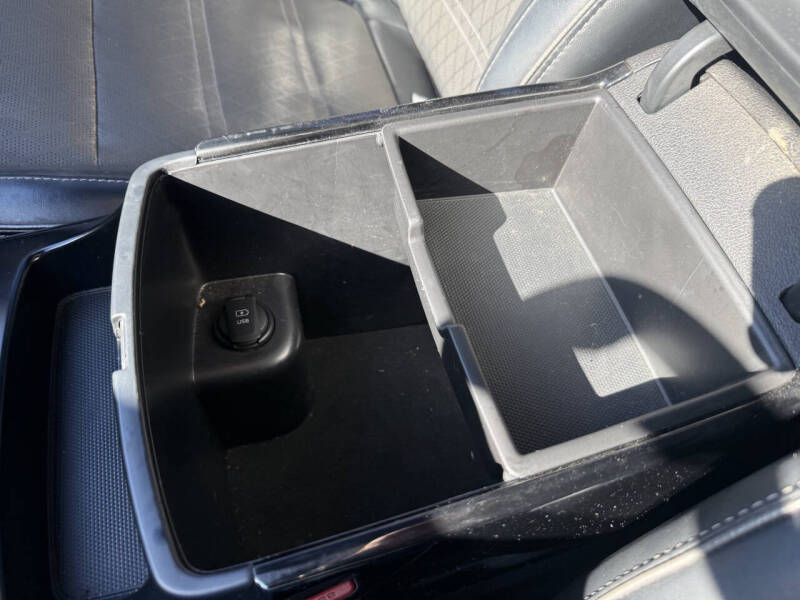 2017 Kia Sorento SX Limited V6