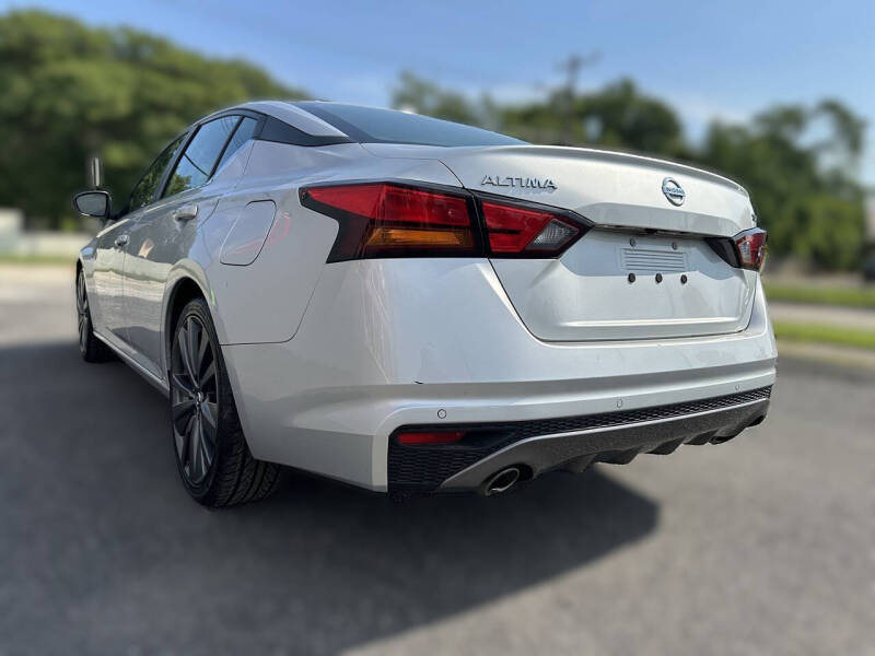 2020 Nissan Altima 2.5 SR