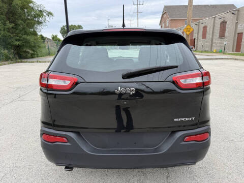 2015 Jeep Cherokee Sport