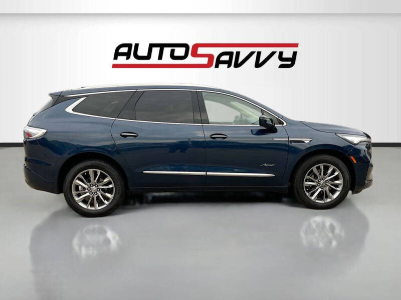 2024 Buick Enclave Avenir