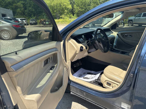 2018 Ford Taurus SEL
