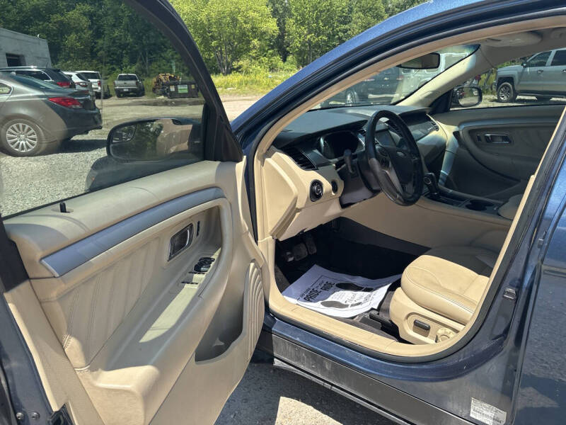 2018 Ford Taurus SEL