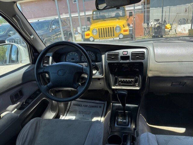 2001 Toyota 4Runner SR5