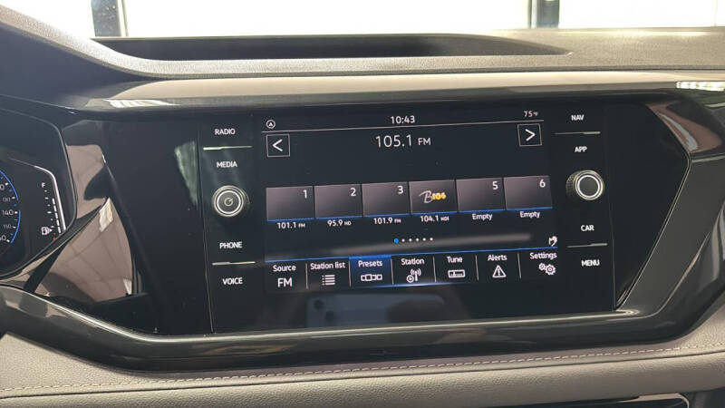 2023 Volkswagen Taos SEL 4Motion