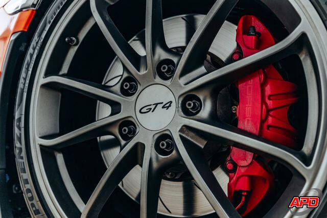 2016 Porsche Cayman GT4