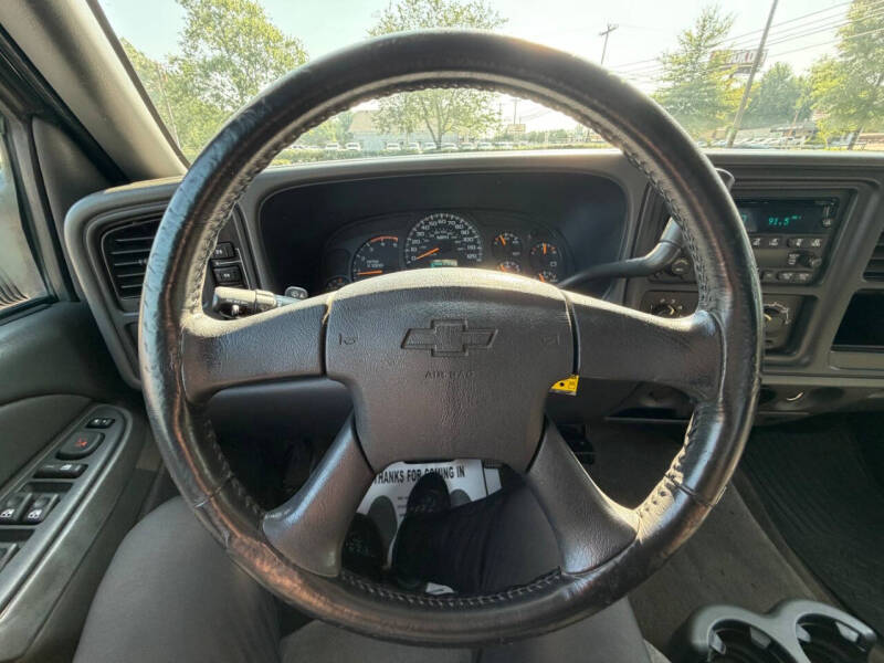 2005 Chevrolet Silverado 2500HD LS
