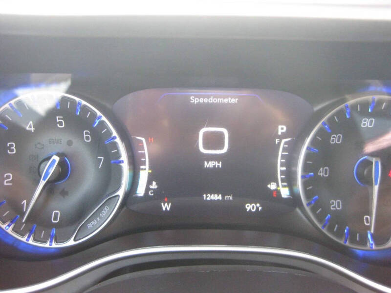 2024 Chrysler Pacifica Touring