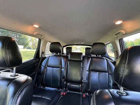 2019 Nissan Pathfinder SL