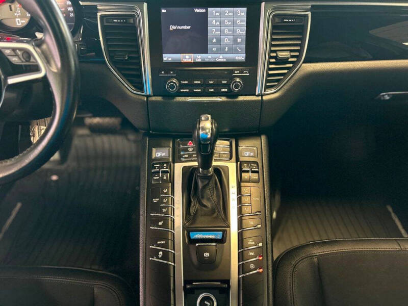 2017 Porsche Macan S