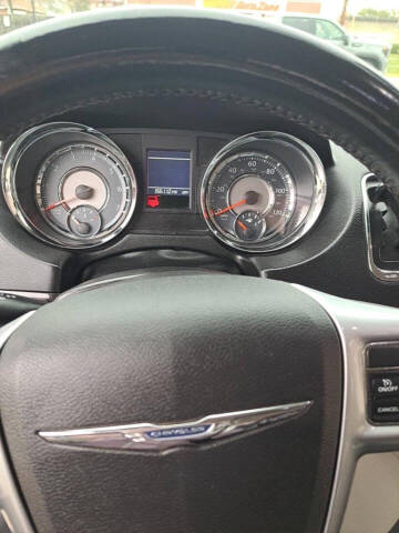 2013 Chrysler Town and Country Touring