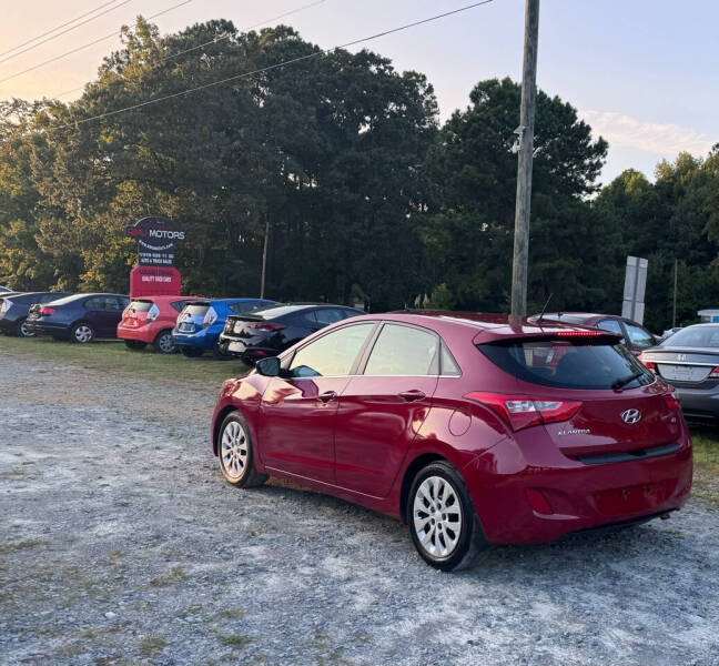 2016 Hyundai Elantra GT Base photo 46