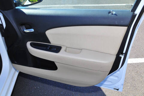 2012 Chrysler 200 Touring