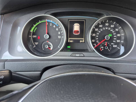 2015 Volkswagen e-Golf SEL Premium
