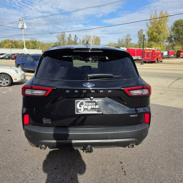 2026 Ford Escape Hybrid ST-Line Select