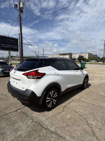 2020 Nissan Kicks SV
