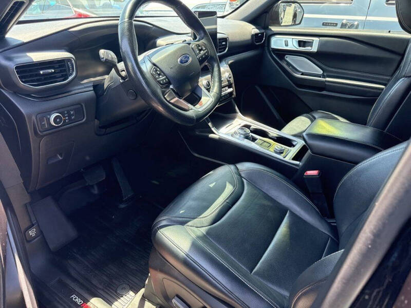 2020 Ford Explorer ST