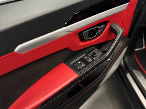 2019 Lamborghini Urus