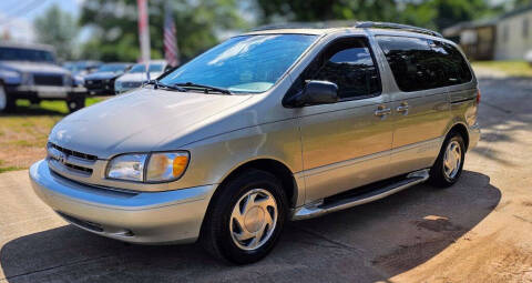 2000 Toyota Sienna for sale at Dallas Auto Mart in Dallas GA