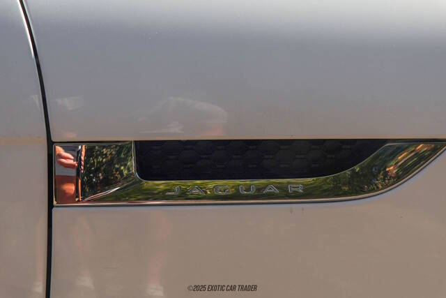 2017 Jaguar F-TYPE Premium