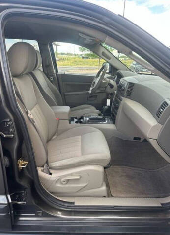 2005 Jeep Grand Cherokee Laredo