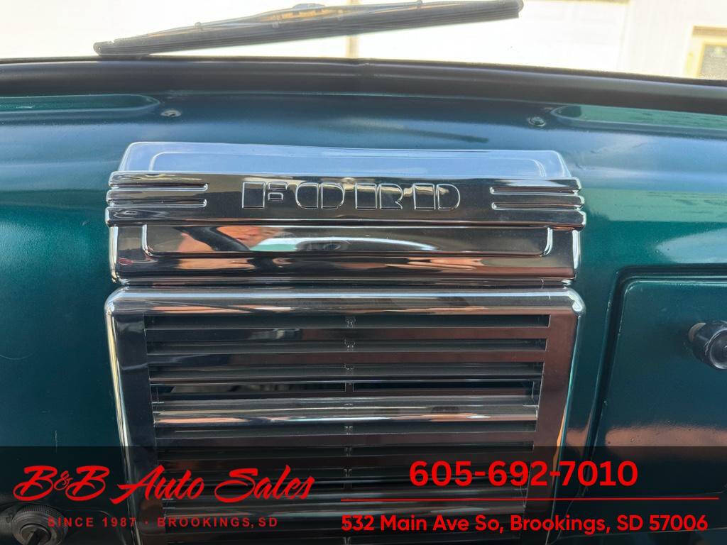 1950 Ford F-1 22
