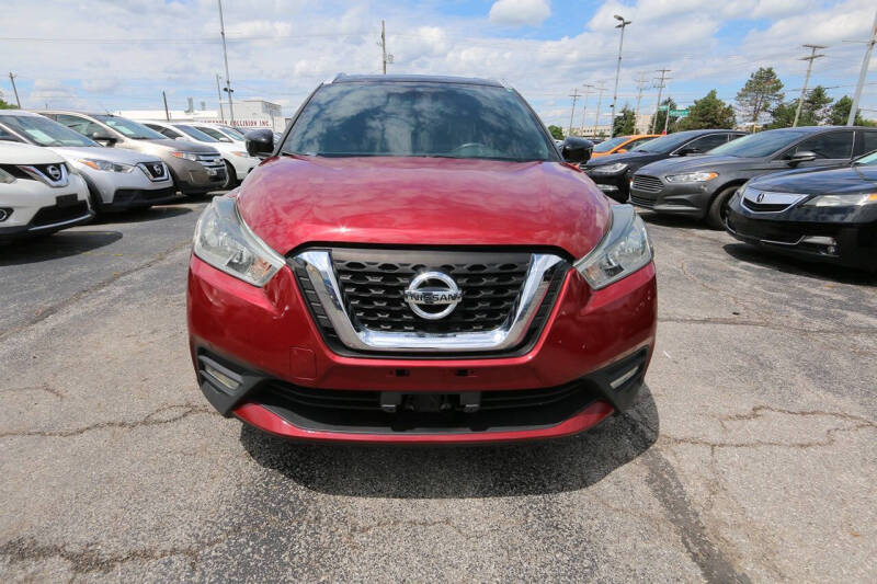 2020 Nissan Kicks SR
