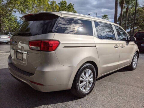 2015 Kia Sedona LX
