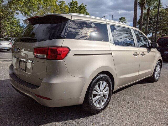 2015 Kia Sedona LX