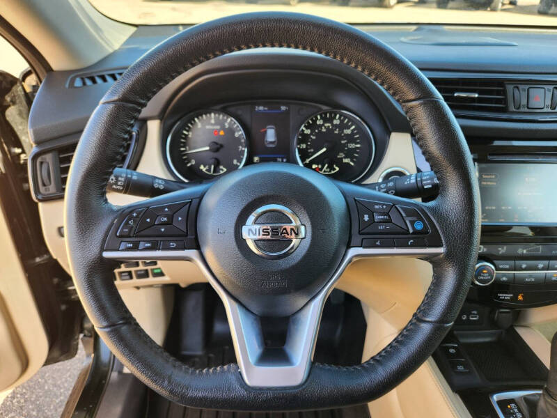 2020 Nissan Rogue SL