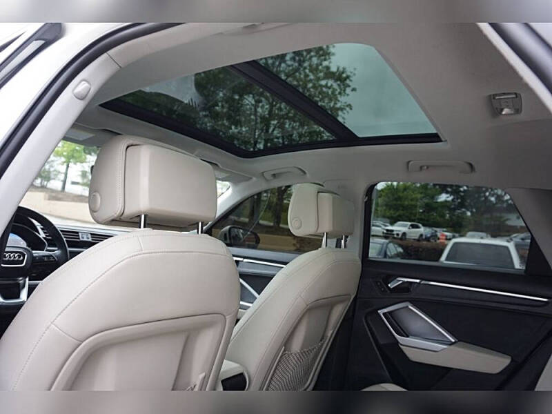 2020 Audi Q3 quattro S line Prem Plus 45 TFSI