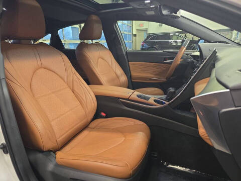 2020 Toyota Avalon Hybrid Limited