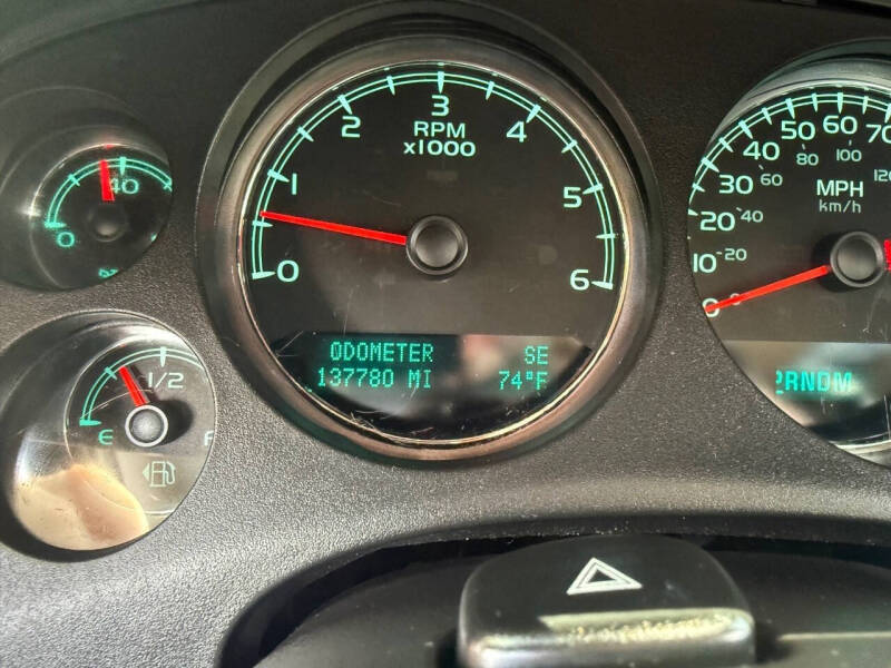 2013 Chevrolet Avalanche LS Black Diamond