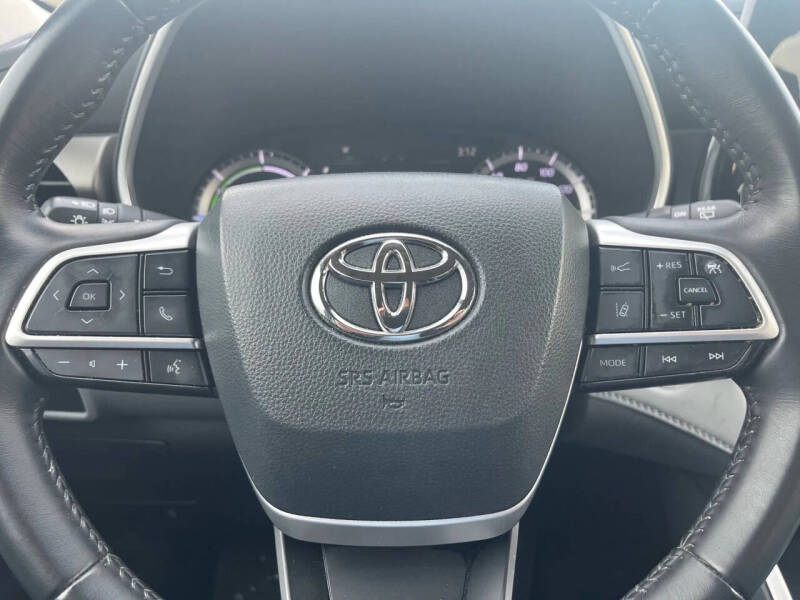 2024 Toyota Highlander Hybrid