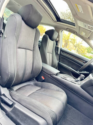 2019 Honda Accord EX