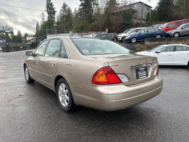 2000 Toyota Avalon XLS photo 3