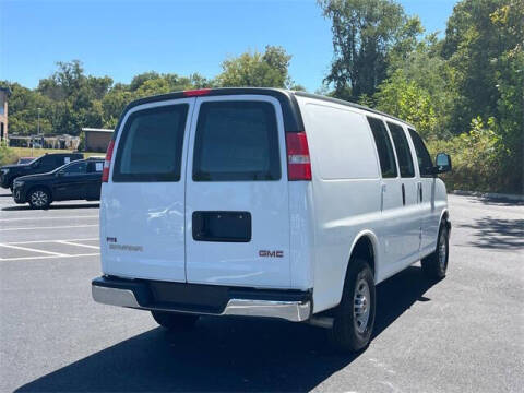 2022 GMC Savana 2500