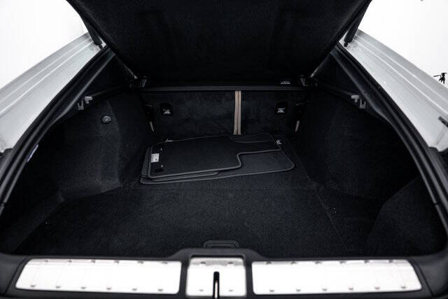 2026 Porsche Panamera 4