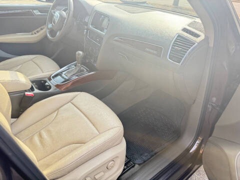 2012 Audi Q5 2.0T quattro Premium