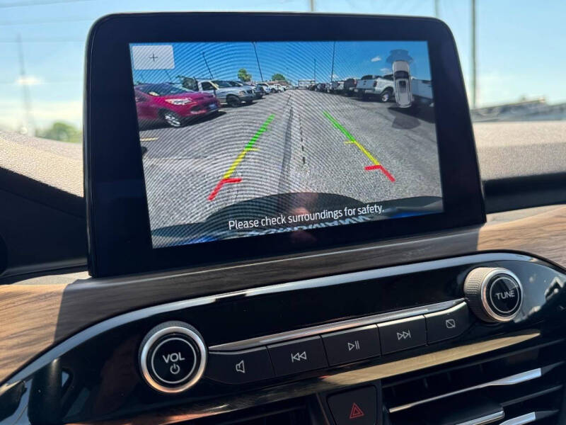 2020 Ford Escape Titanium