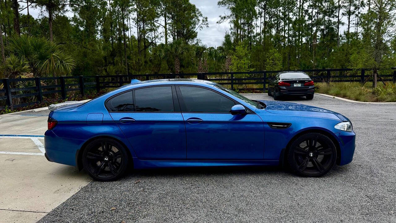 2013 BMW M5 Base 4dr Sedan - Monte Carlo Blue Metallic exterior view 11