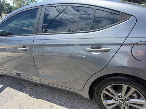 2018 Hyundai Elantra