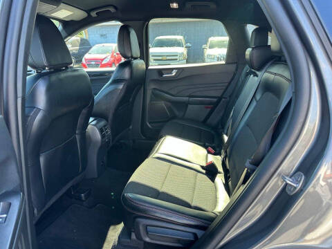 2025 Ford Escape ST-Line
