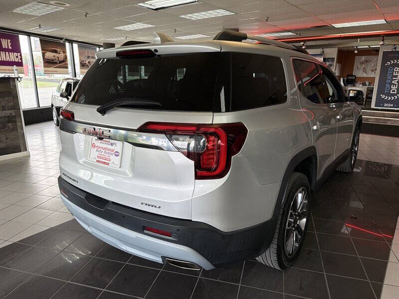 2020 GMC Acadia SLT