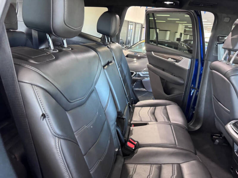 2023 Cadillac XT6 Sport