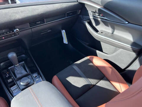 2025 Mazda CX-30 2.5 Carbon Turbo