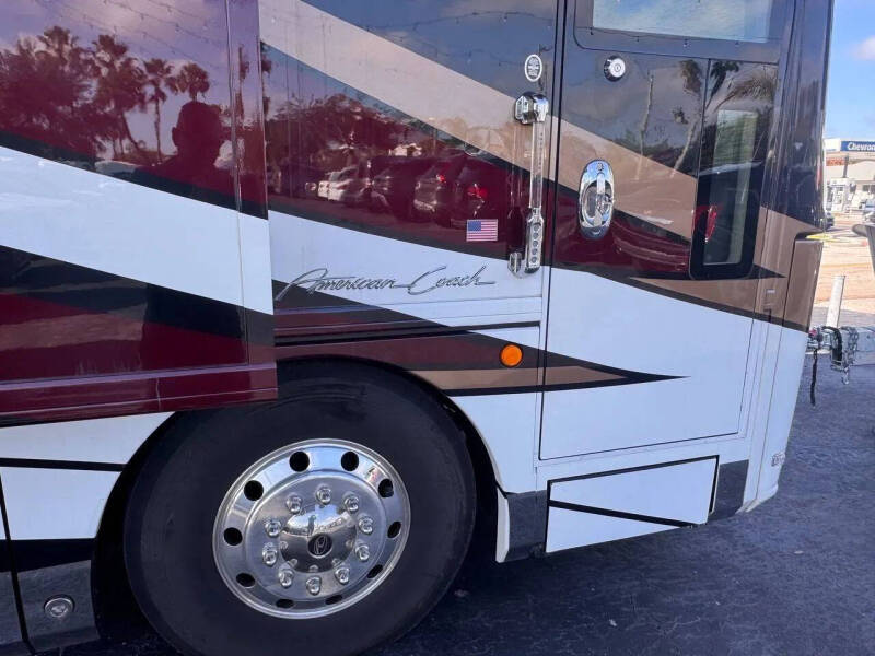 2018 Freightliner XCM Chassis